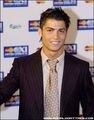 cristiano ronaldo 58137143