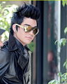 Adam Lambert 75000532