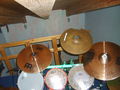 room and drums 61795046