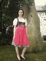 ? Dirndl 74501054