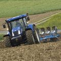 NEW HOLLAND  73812839