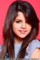 Selena Gomez 72695574