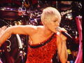 P!NK -*~25.3.09~*- 56827124