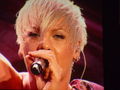 P!NK -*~25.3.09~*- 56827231